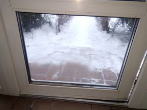 Можно ли заменять окна зимой
