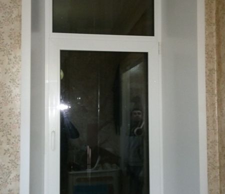 После установки окна